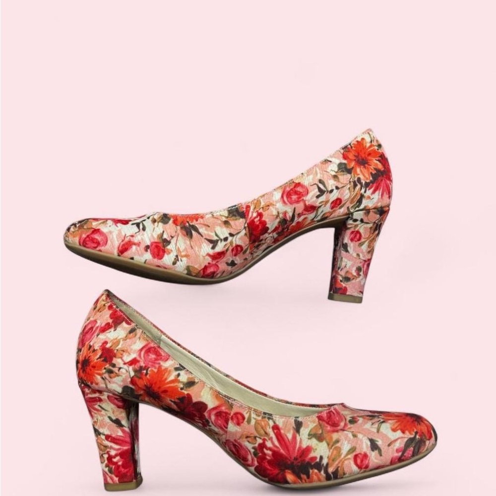 Laura Ashley Women's Heels